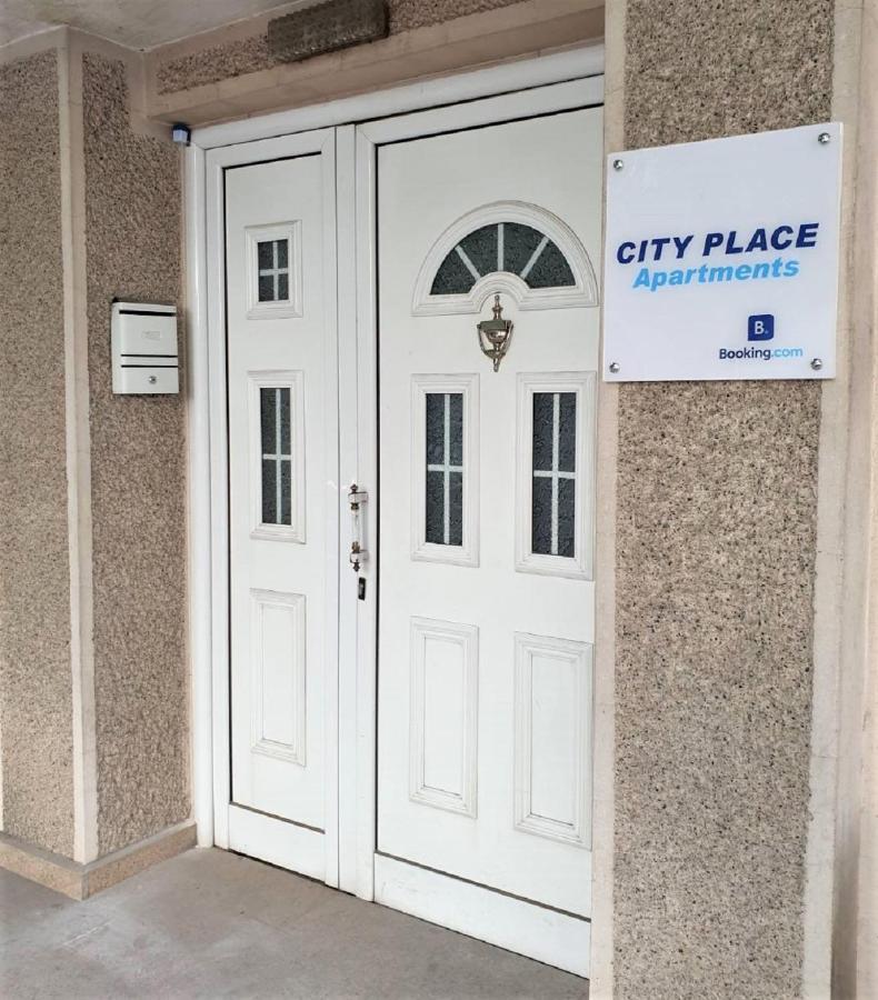 City Place Apartments Κουμάνοβο Εξωτερικό φωτογραφία