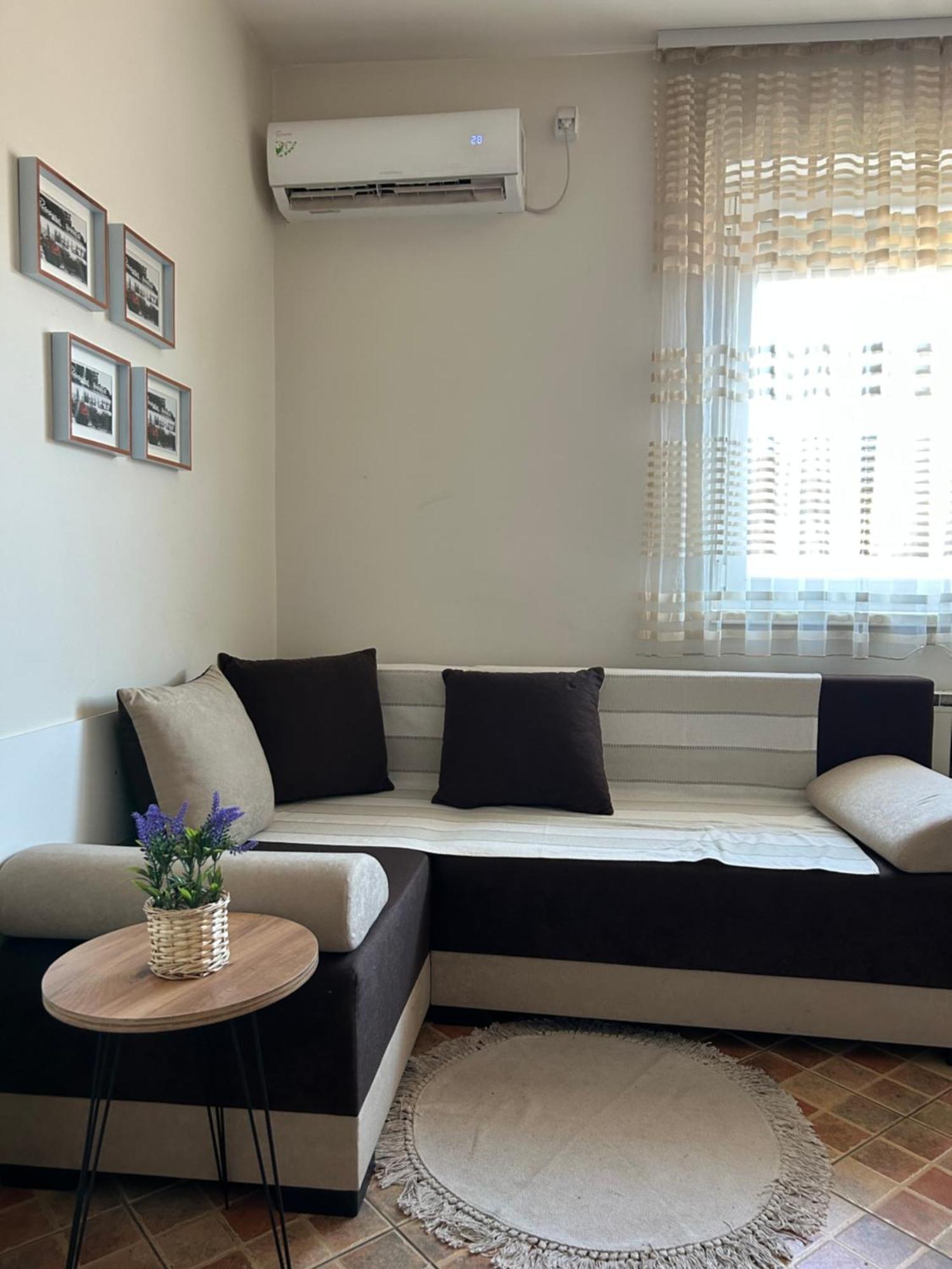 City Place Apartments Κουμάνοβο Εξωτερικό φωτογραφία
