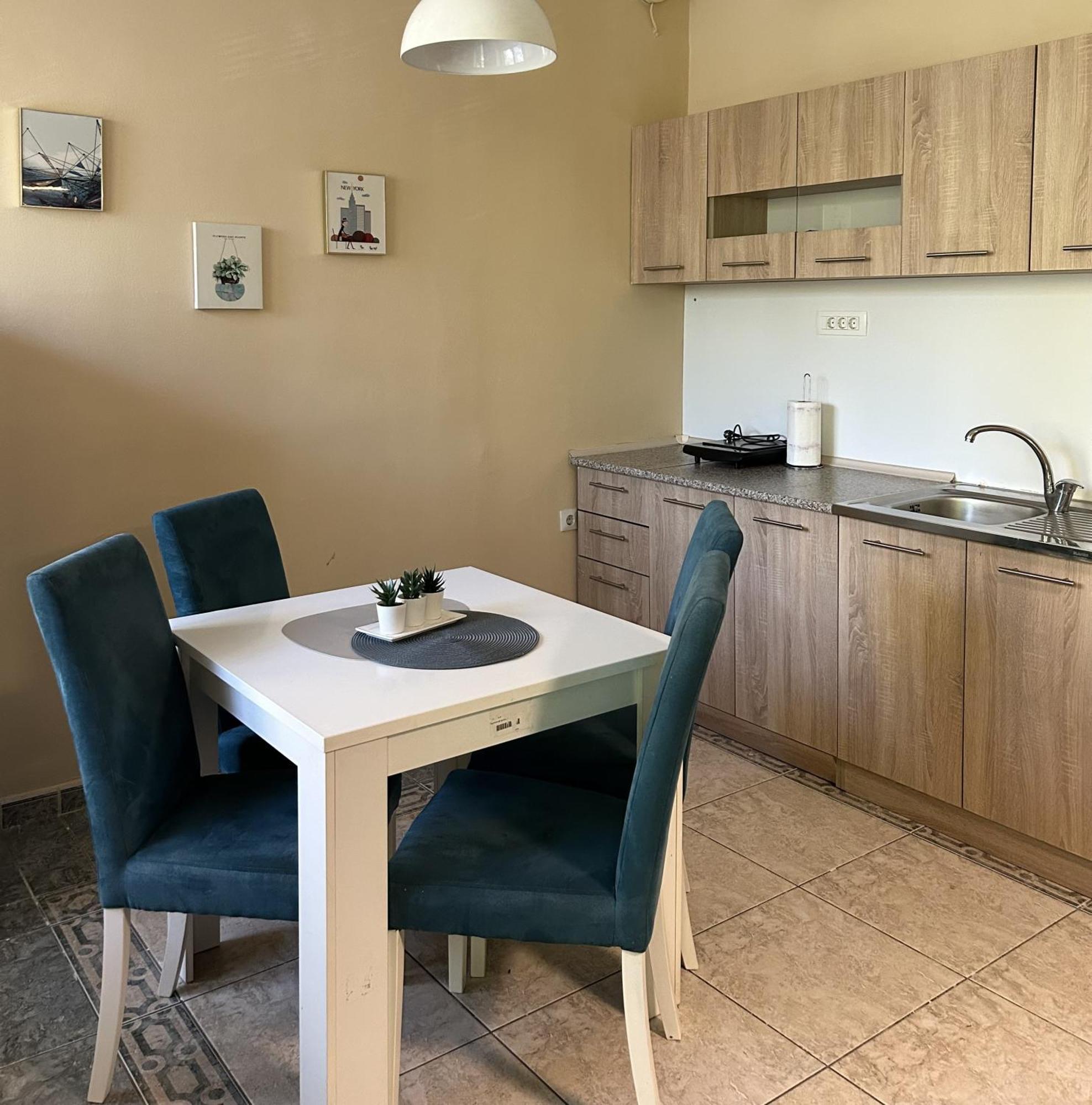 City Place Apartments Κουμάνοβο Εξωτερικό φωτογραφία